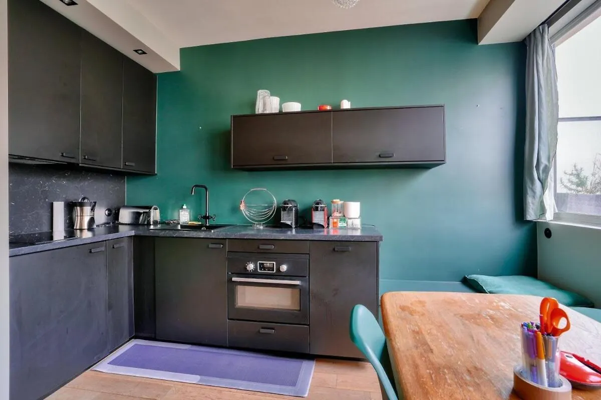Apartament 1Br Flat With Balcony Near The Eiffel Tower Paryż 0*,  Francja