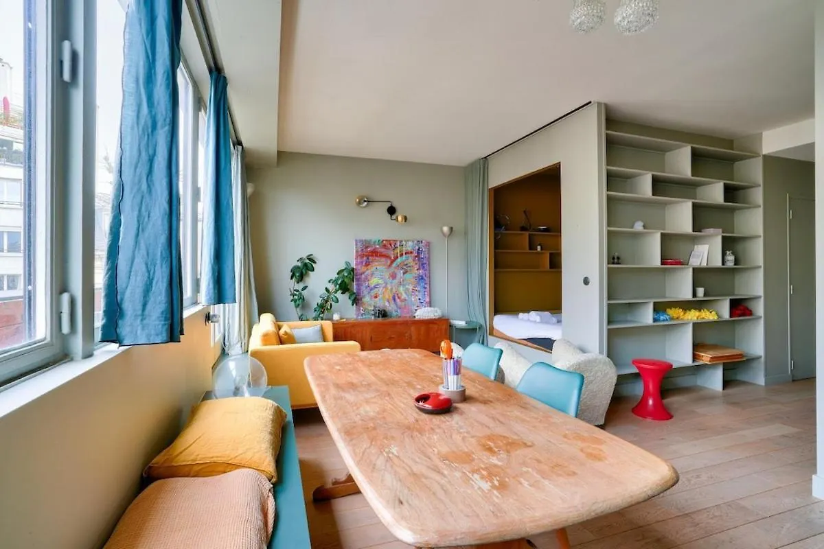Apartament 1Br Flat With Balcony Near The Eiffel Tower Paryż